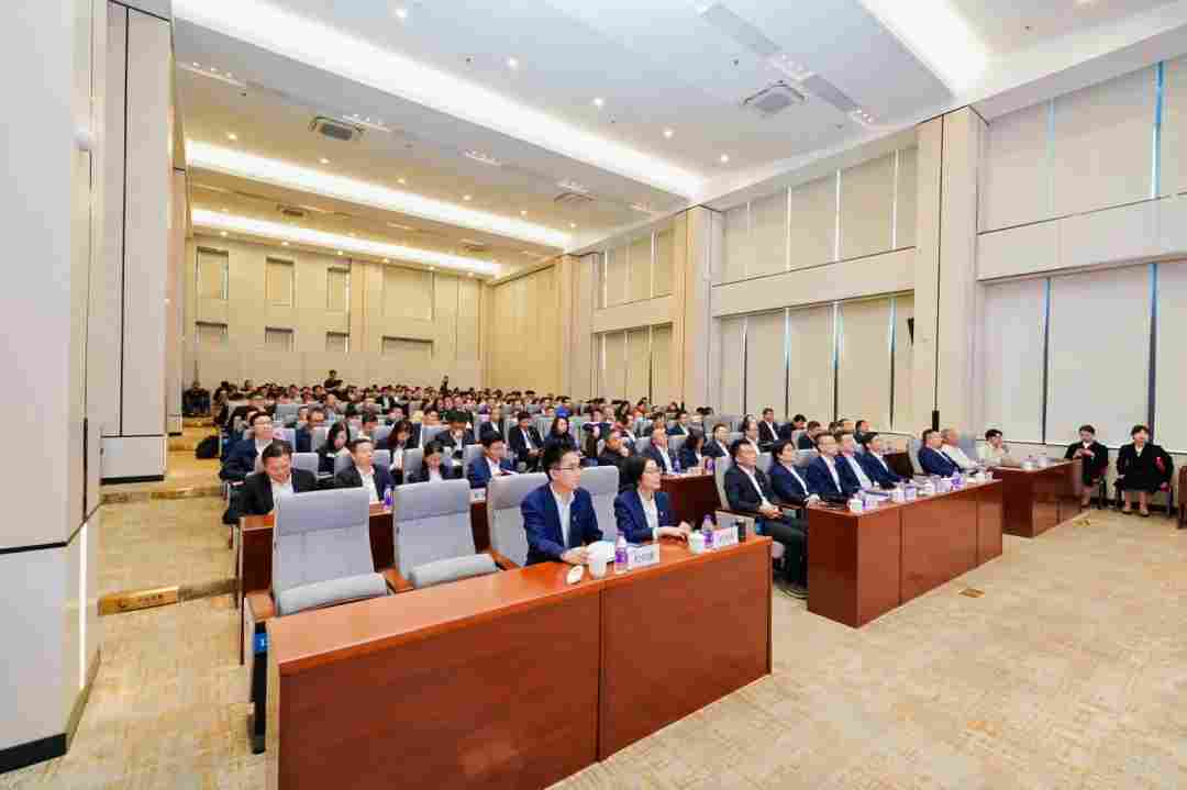 佛塑科技召开5V党建体系和“聚创共赢”企业文化宣贯会(图2) 佛塑科技召开5V党建体系和“聚创共赢”企业文化宣贯会(图2)
